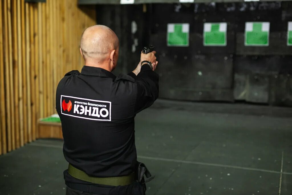 луком а север усинск. охранник 6 разряда телохранитель.