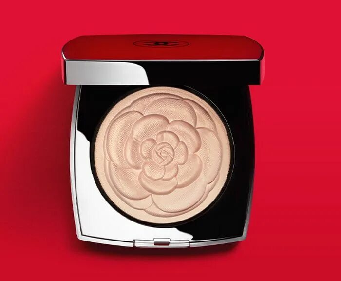 Chanel camellia. Брошь камелия шанель. Камелия коко шанель. Белая камелия шанель. Chanel camellia.