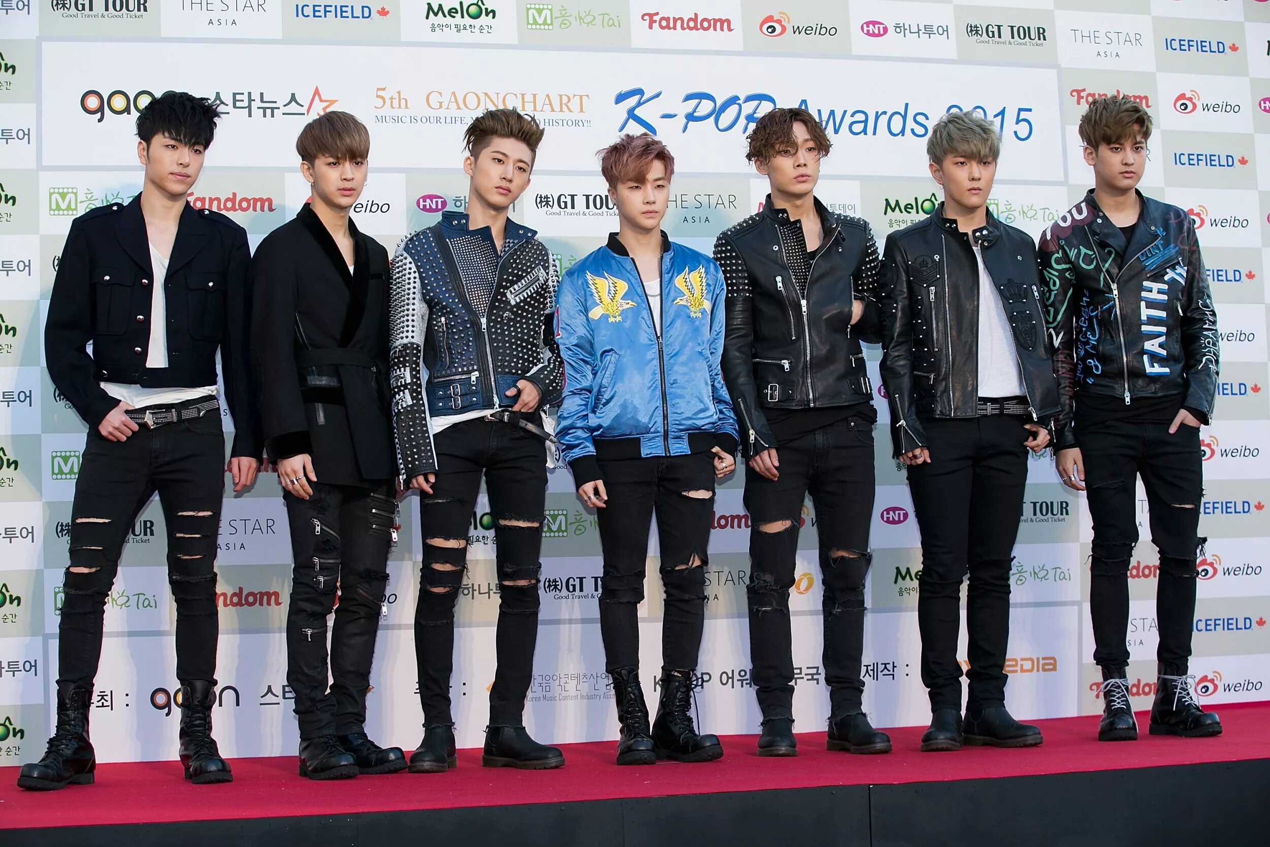 Гр поп. Корея k pop группы. группа поп группа корея. ikon корейская группа 2025. самые популярные к поп группы.