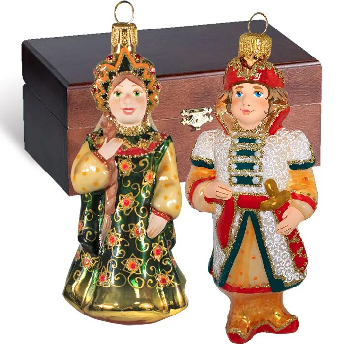 необычные елочные игрушки. тарелка в виде елочной игрушки. елка с игрушками. старинные елочные игрушки. елочная игрушка апрель.