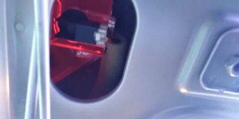 Как поменять лампочку стоп сигнала на гранте