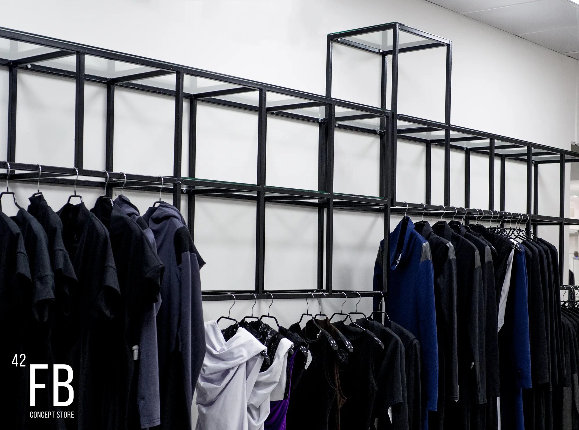 Лиговский проспект 58 санкт-петербург. Санкт петербург лиговский проспект 74в триначетыре. Vsrap магазин. Лиговский проспект 74 магазины. Лиговский проспект санкт-петербург этажи 74 лофт k-pop.