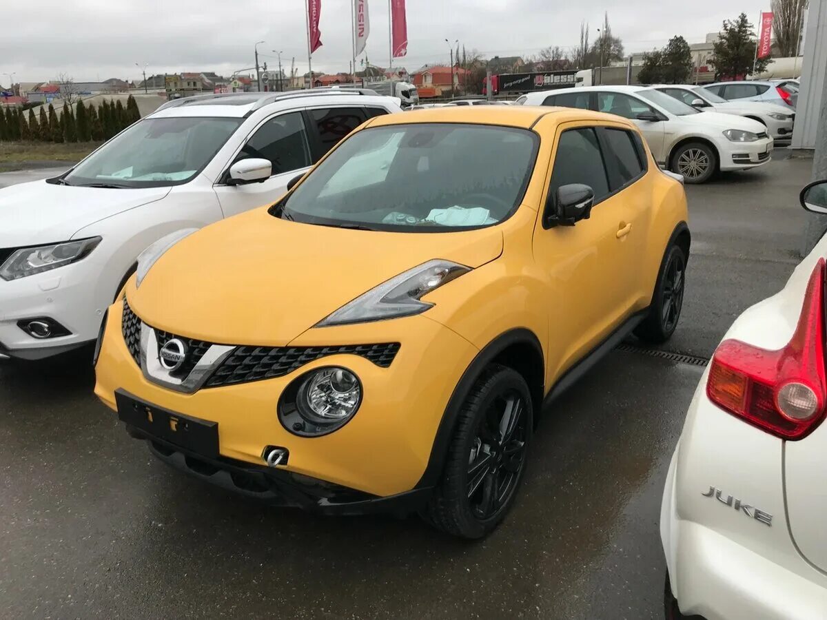 Купить б/у Nissan Juke I Рестайлинг 1.6 CVT (190 л.с.) 4WD бензин вариатор в Вол