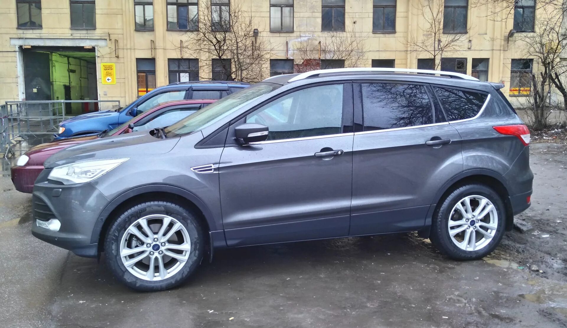 Шины форд куга 2. Колеса Ford Kuga r17. 235/55/18 Форд Куга 2. 235 55 R18 на Форд Куга 2. Диски r18 Ford Kuga 2.