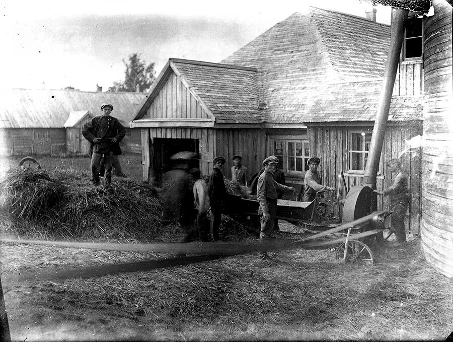 Казахстан в 30-е годы. Деревня ссср 40е. Ссср в 1930е годы деревня. Крестьяне 30е годы 20 века. Ссср в 1930е годы деревня.