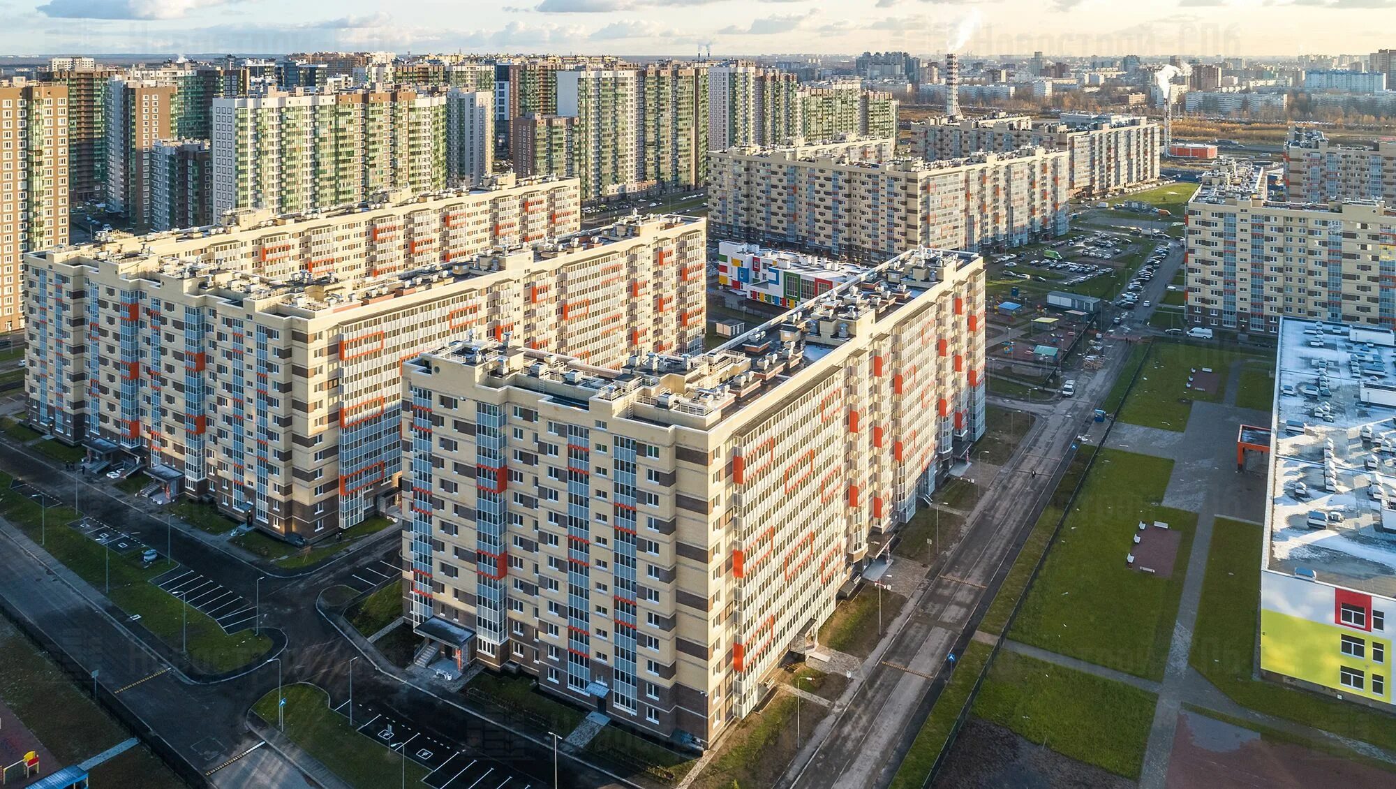 Жк мурино отзывы. ЖК Мурино Санкт-Петербург. ЖК самолёт ЛО Мурино. ЖК Мурино Питер. ЖК Мурино 2020.