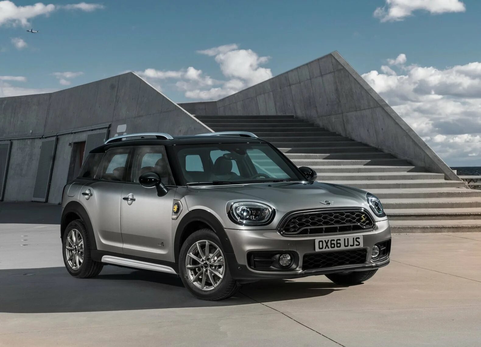 Мини Купер Кантримен. Кроссовер Mini Countryman. Мини Купер Кантримен 2019. Кроссовер Купер мини Купер. Мини гибрид