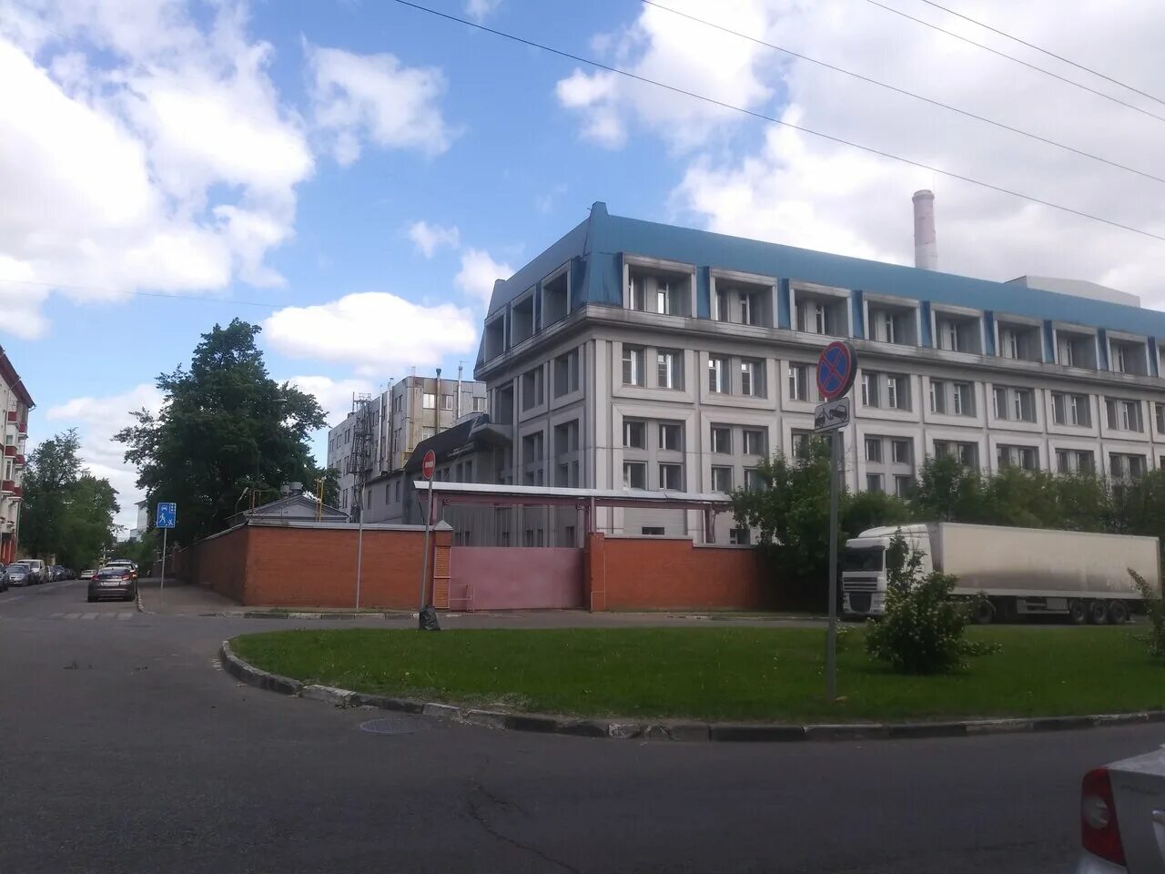 Кбк черемушки наметкина. Производство черемушки. Черёмушки кондитерско-булочный комбинат. Хлебно-кондитерский комбинат "черемушки". Черёмушки кондитерско-булочный комбинат.