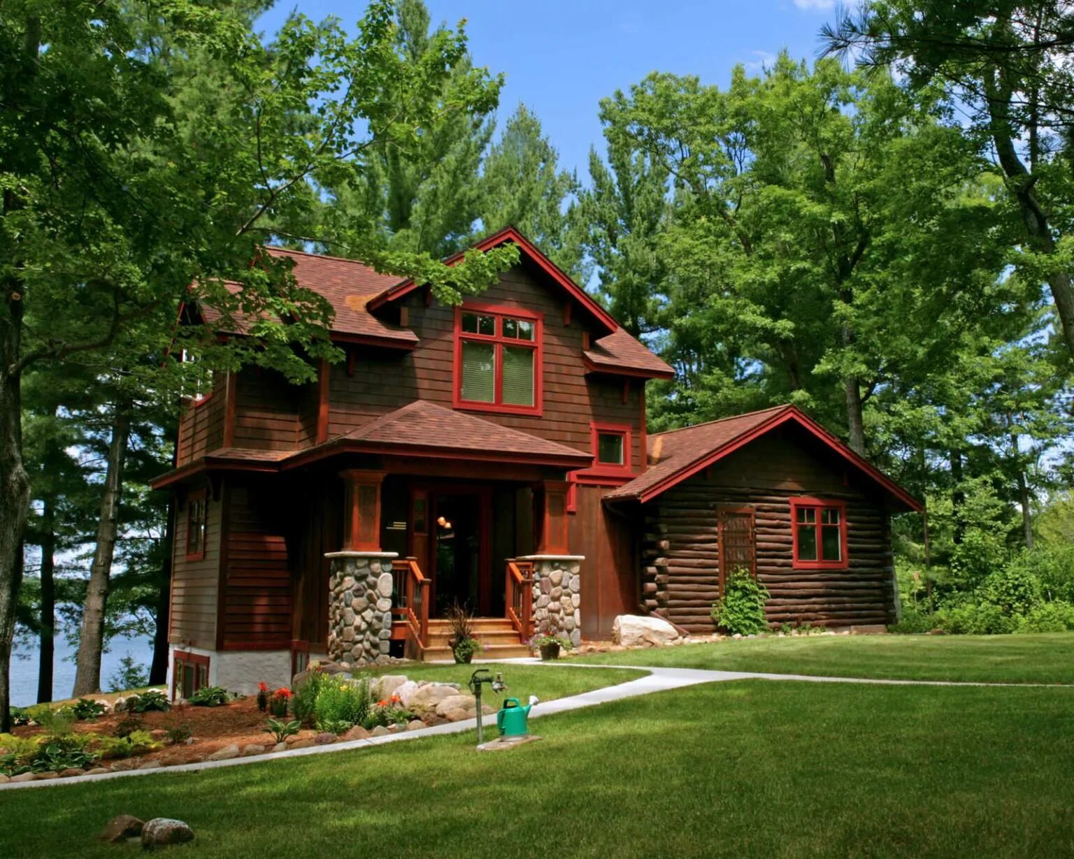 Шале пост энд бим. Фахверк в стиле шале. Wood home design. Woody house. Каменный дом интерьер.
