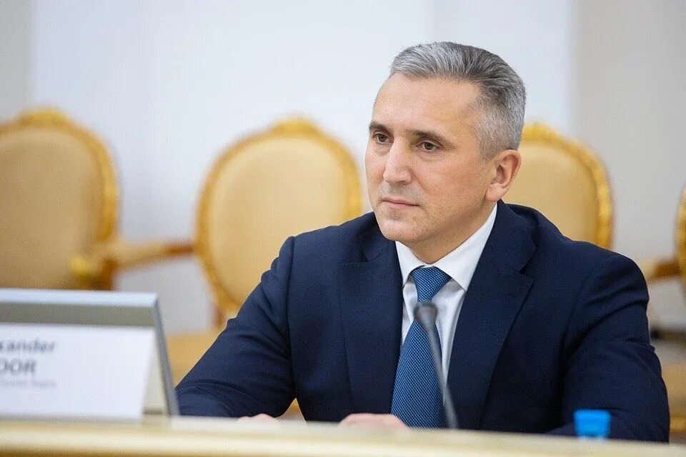 Мор губернатор. Александр викторович моор. моор губернатор тюменской области. моор александр викторович губернатор тюменской области. мэр тюмени моор.