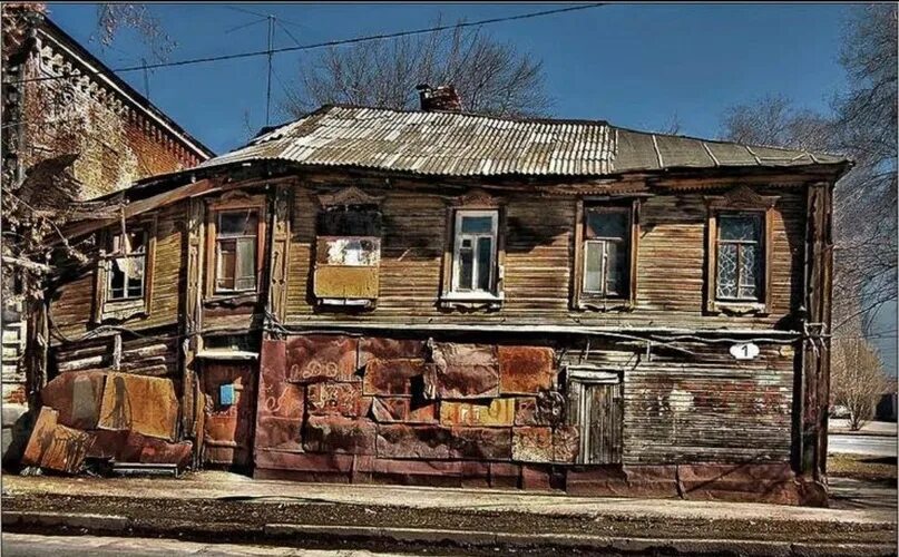 Старые дома в центре города. Самара ул фрунзе старый дом. барак дом двухэтажный самара. самара улица фрунзе деревянные дома. самара ,улица самарская старые дома.