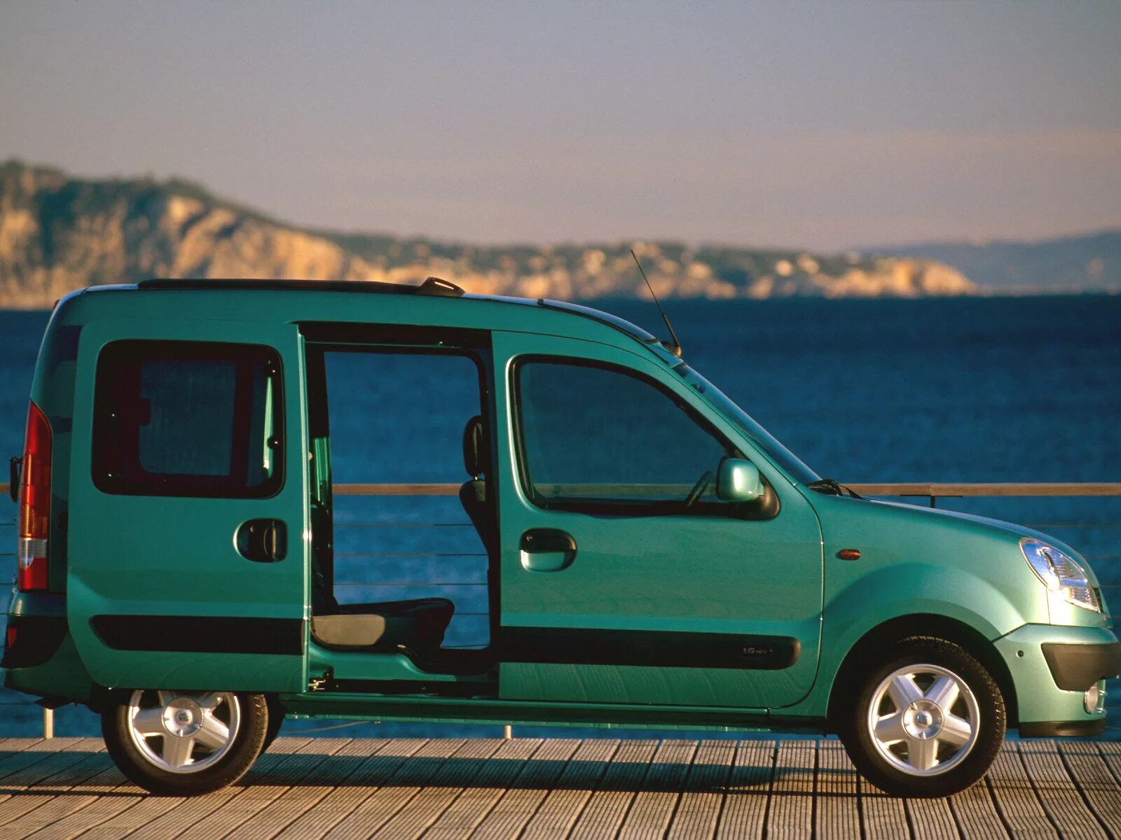 Renault kangoo logan. Renault kangoo z. рено кангу 2008 1. Renault kangoo 7 местный. Renault kangoo z.