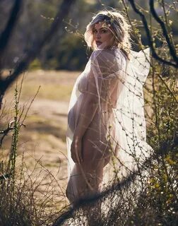 Lala Vanderpump Nude.