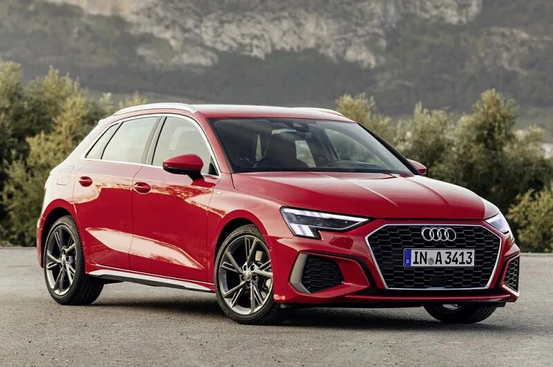 Audi a3 2015 хэтчбек. Audi a3 2017. Audi a1 2013. Audi a3 sportback 2021. Ауди q2 35 tfsi седан 2021.