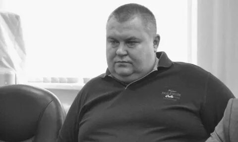Рукава повыше да пояса потуже