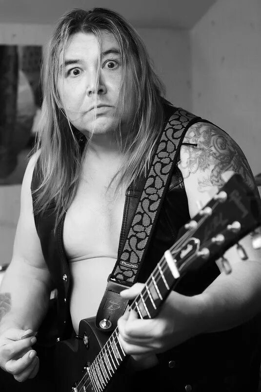 музыкант том 3. дэвид розенталь клавишник. музыкант том хэйслип. музыканты 3 класс. музыкант том 3.