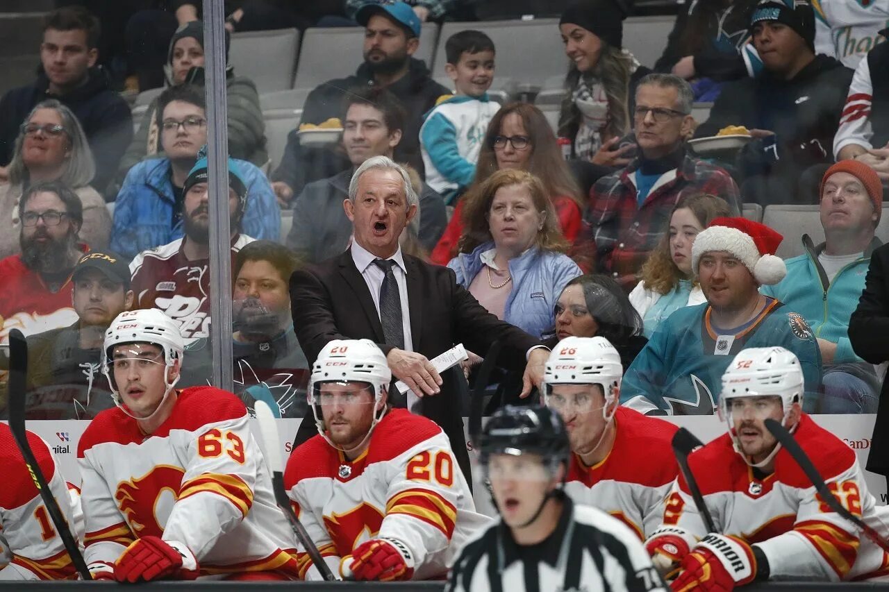 Сан хосе калгари. Эдмонтон ойлерз. Командная нхл кангери флеймс. Калгари рождество. Стадион: скоушабэнк-сэдлдоум (калгари.