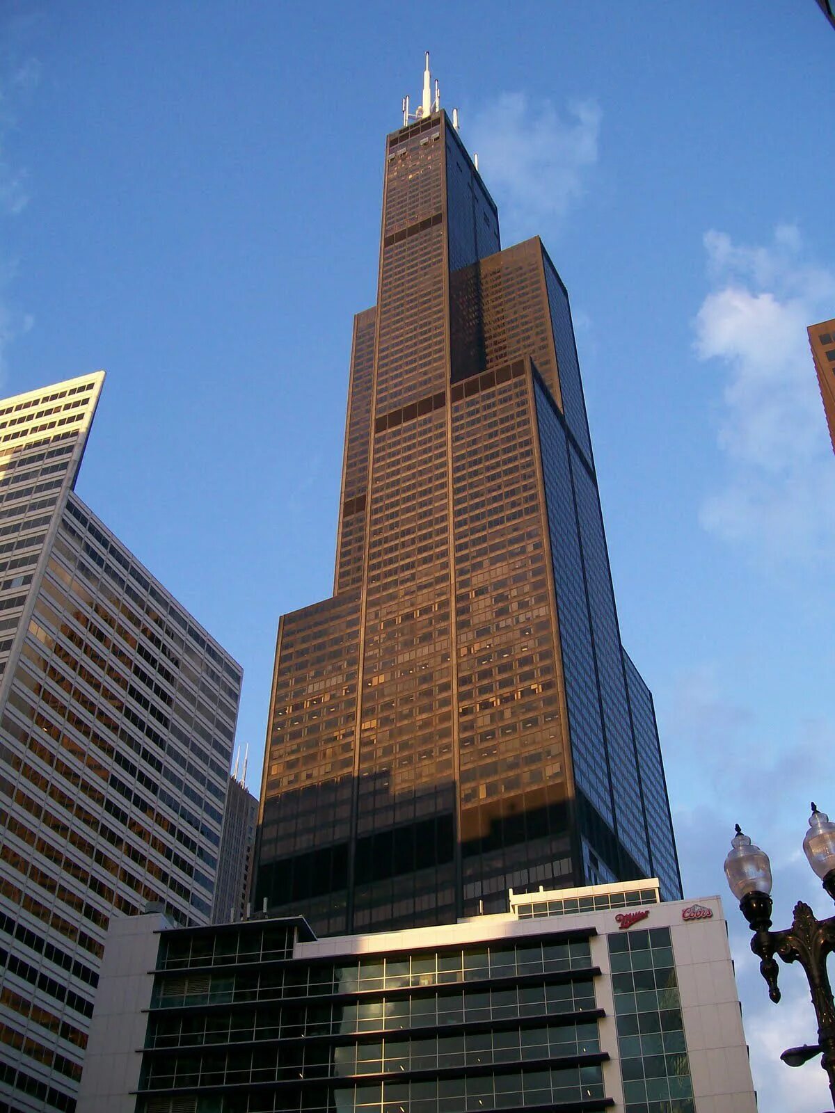 Башня Уиллис-Тауэр. Небоскреб Уиллис-Тауэр. Башня Уиллиса Чикаго. Чикаго небоскреб Сирс Тауэр.