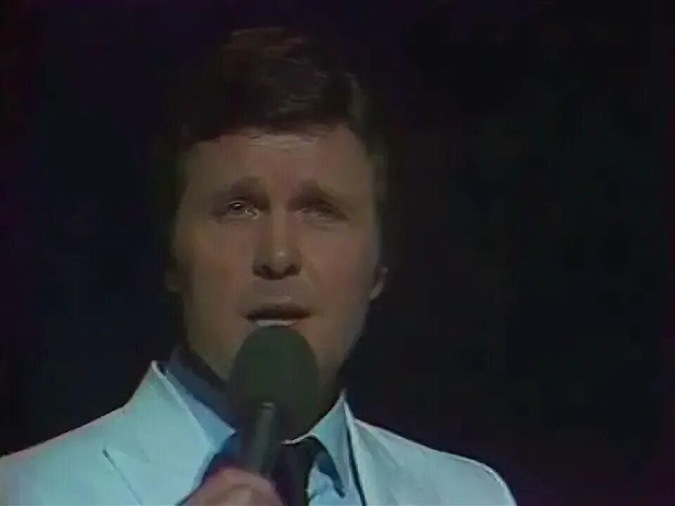 Лев лещенко счастье текст. Лев лещенко песня доброе утро. Лев лещенко мемы. Песня лев лещенко. Лев лещенко дискография.