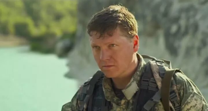 Бизон сериал актеры и роли фото Морские дьяволы. Рубежи Родины (2018-2019) актеры и роли Иван Паршин росси