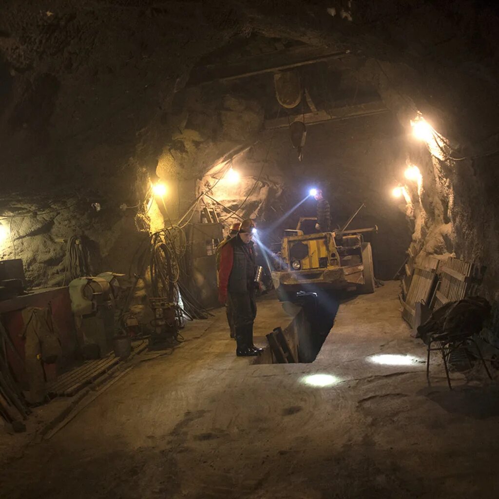 Шахта центральная куб. Рудник каула-котсельваара. Шахта капитальная копейск. Шахта центр 2. Шахта центр 2.