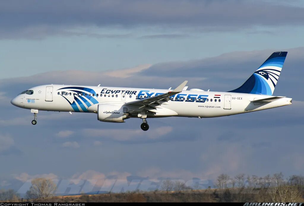 Airbus a220-300 EGYPTAIR. EGYPTAIR. MS Airlines. Cyprus Airways a220 салон. Egyptair купить билет