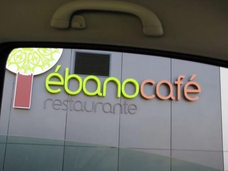 неудачные названия брендов. смешные вывески на иностранном языке. смешные названия брендов. прикольные названия брендов. смешные названия брендов.