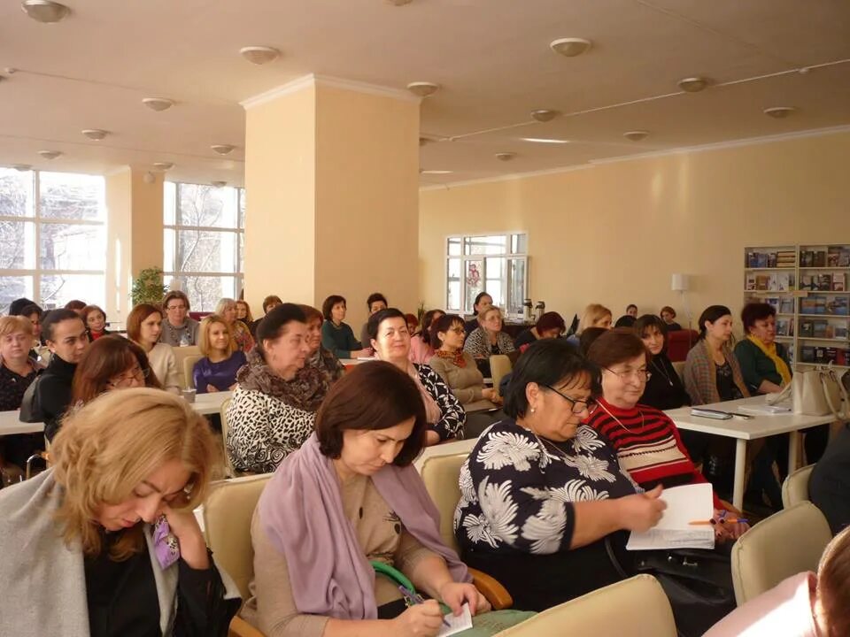 Курсы повышения квалификации для библиотекарей. Повышение квалификации библиотекарей. переподготовка библиотекарей. ргб повышение квалификации библиотекарей. владимир повышение квалификации библиотекарей.
