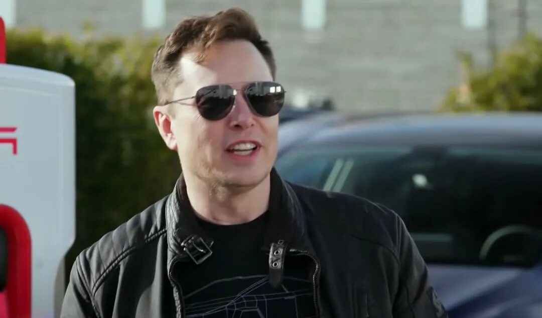 Почему илон маск переехал в техас. Илон маск фото 2022. Илон маск фото. Илон маск награды. Илон маск 2022.