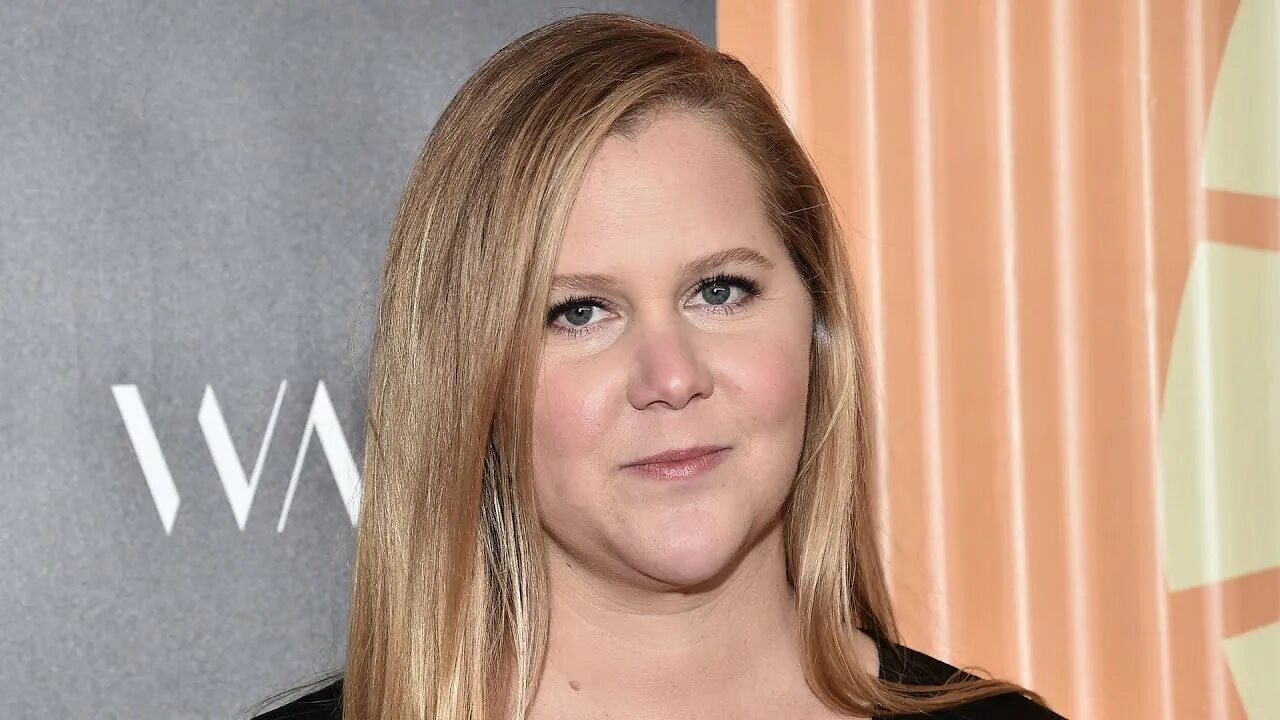 Amy schumer & tampax. Актрисы без актерского образования. Эми (2013). Amy about her. Amy adams sharp objects.