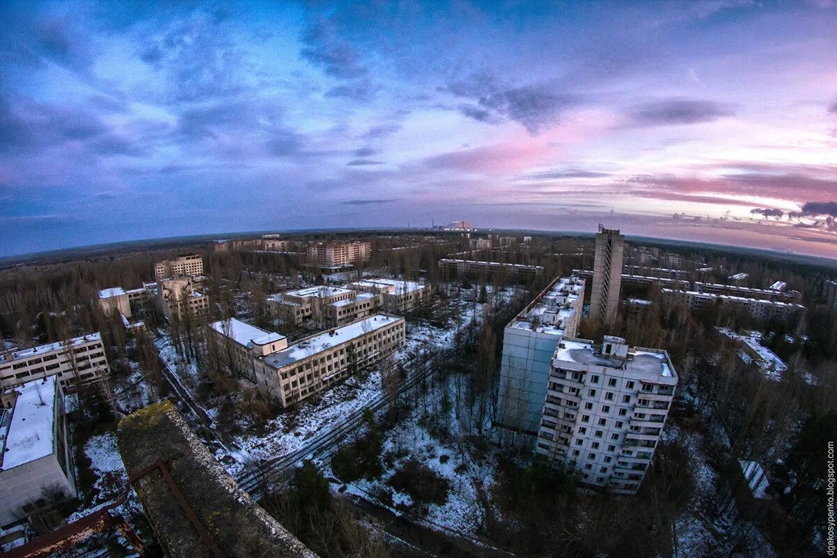 Припять зона отчуждения. Зона отчуждения город Припять. Чернобыль город Припять. Чернобыль зона Припять. Chernobyl zone