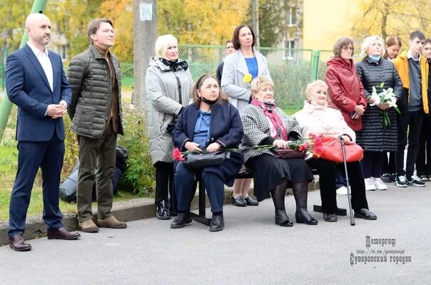 567 школа петергоф. 412 школа петергоф преподаватели. учителя 412 школы в петергофе. 412 школа петергоф директор. мамочки петергофа и жители.