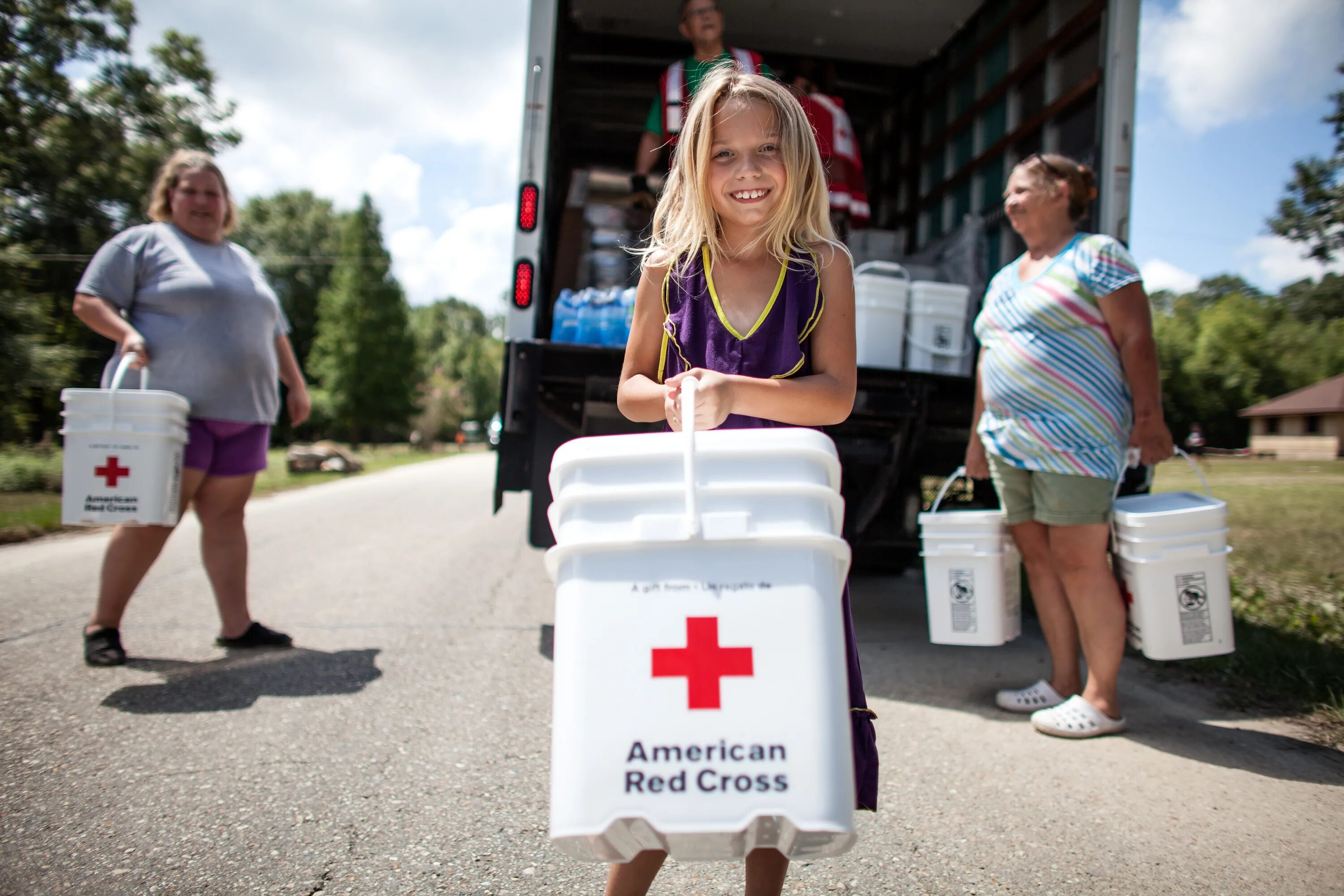 красный крест сша. красный крест сша. красный крест норвегии. американский крест. Disaster assistance red cross.