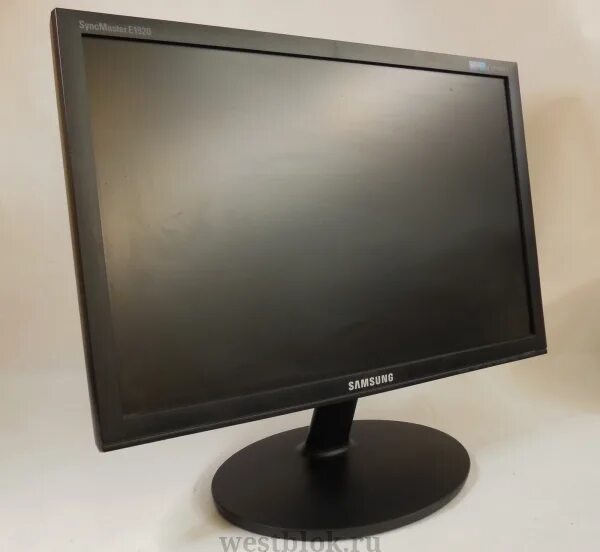 Жк монитор 19. Монитор Samsung SYNCMASTER e1920nw. Монитор 19" Samsung e1920nw. ЖК-монитор 19" Samsung SYNCMASTER e1920nw. Монитор Samsung SYNCMASTER старый.