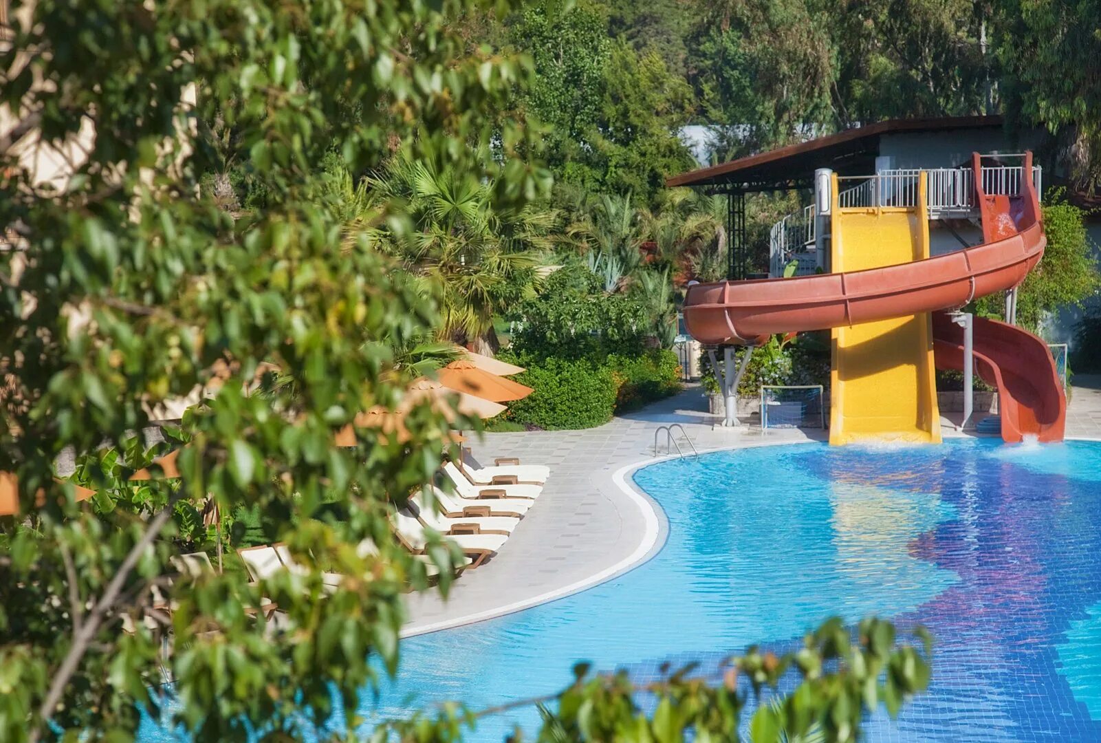 Акка кларос пляж. Akka alinda hotel. Акка кларос отель кемер. Акка кларос отель кемер. Акка кларос пляж.