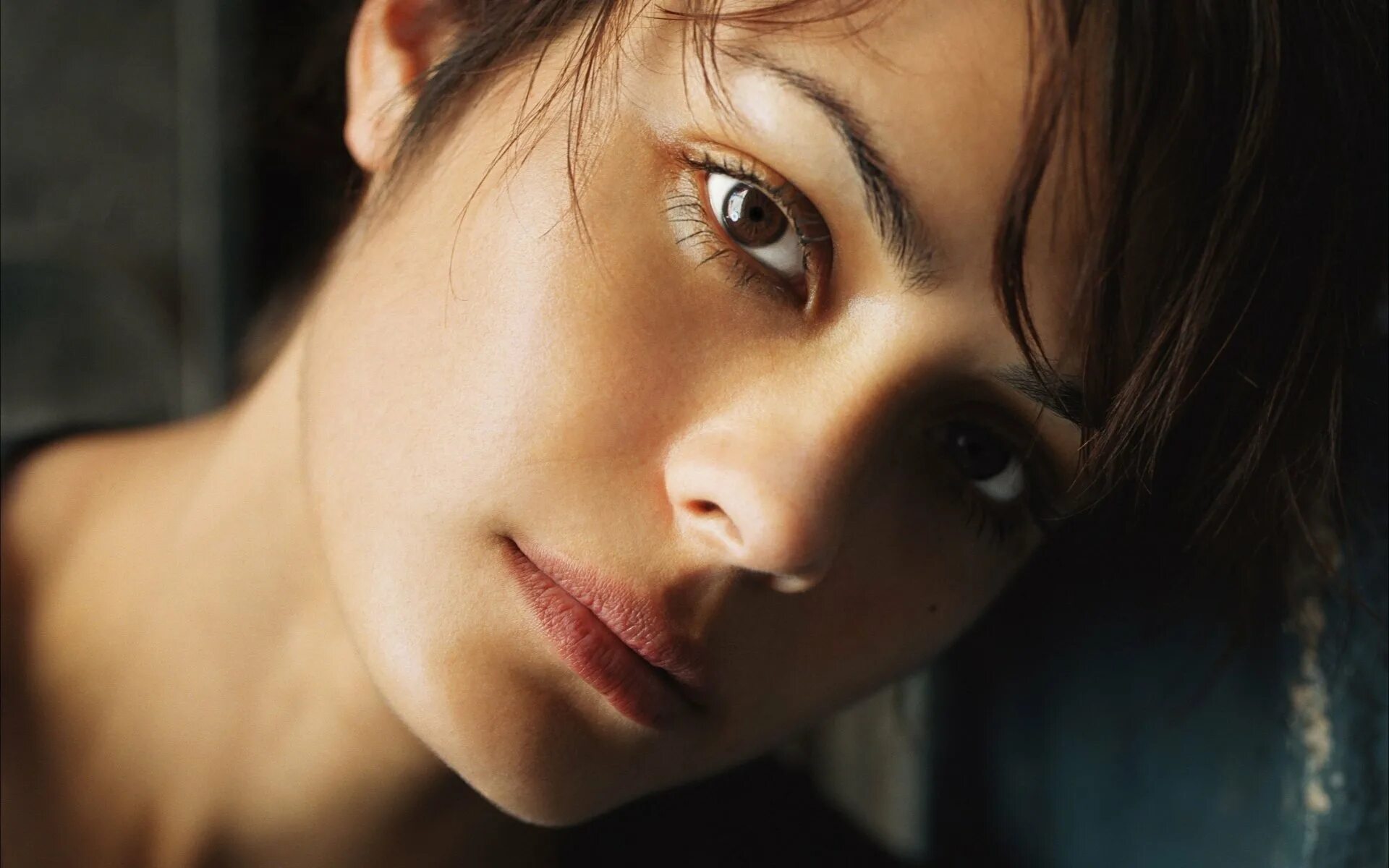 Шаннин Соссамон. Шэннин Соссамон Shannyn Sossamon. Шаннин Соссамон фото. Шаннин Соссамон актриса Соссамон. Пронзительно высоко