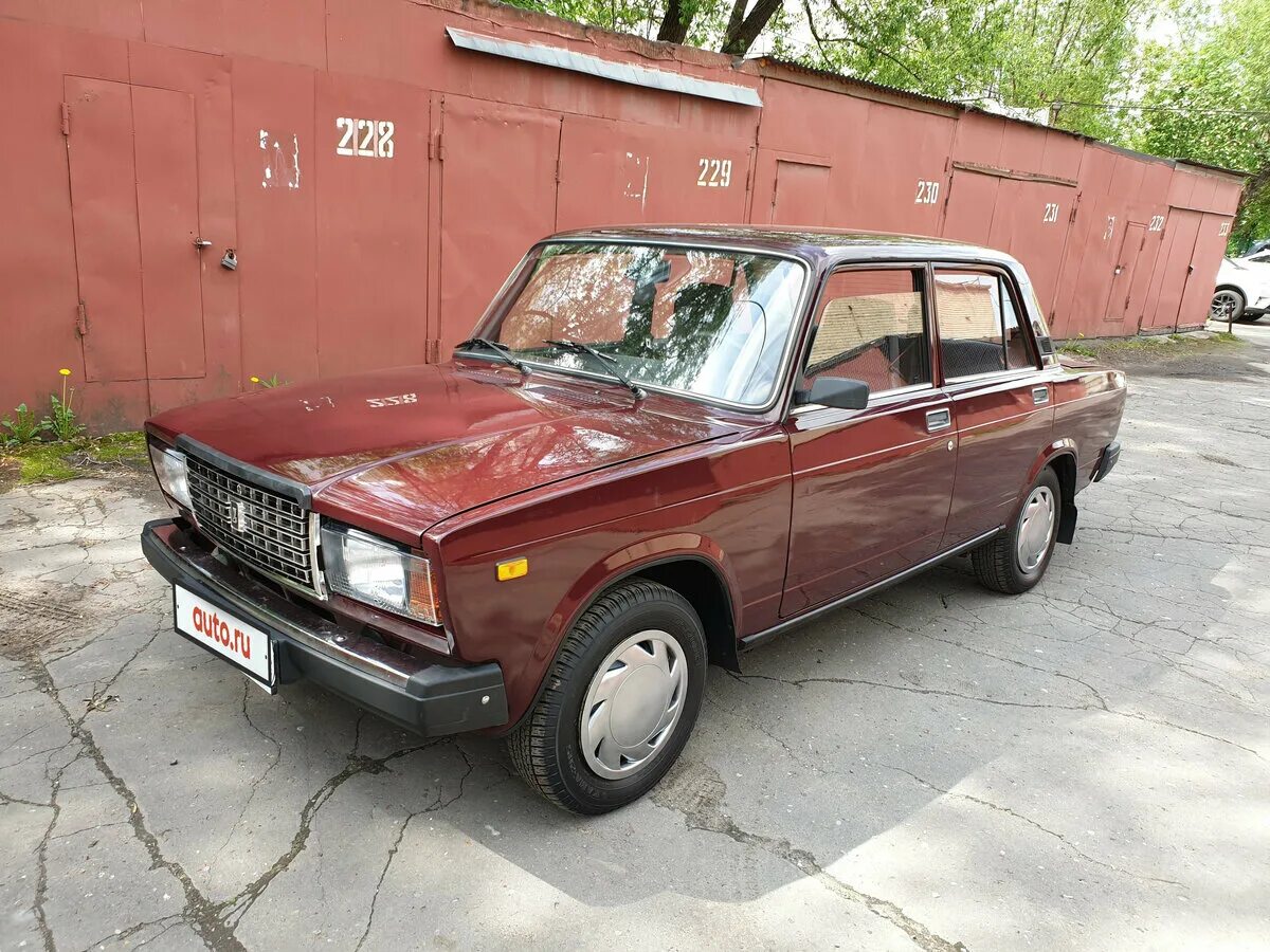 2107 авито куплю москва. ВАЗ 2107 2004 бордовый. ВАЗ 2107 1982.