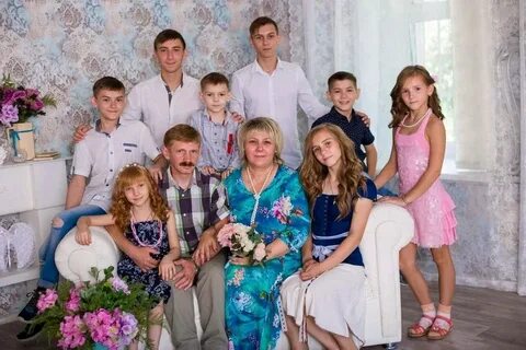 Многодетная семья 50 детей