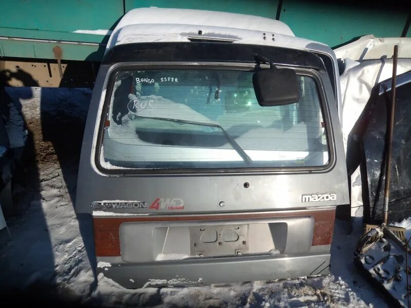 Mazda Bongo sef8t. Sef Mazda Bongo 1991. 5 Дверь Мазда Бонго. Пятая дверь багажника Мазда Бонго. Двери на мазда бонго