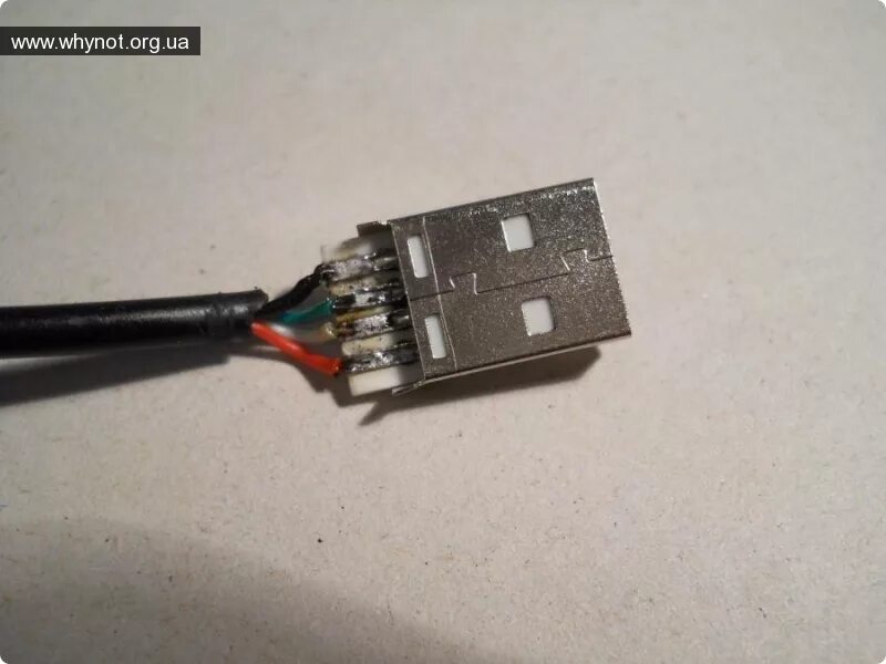Как припаять микро. Припаять провода к Micro USB. Удлинитель a4tech USB. Распиновка провода USB A USB A. Припаять штекер микро юсб.