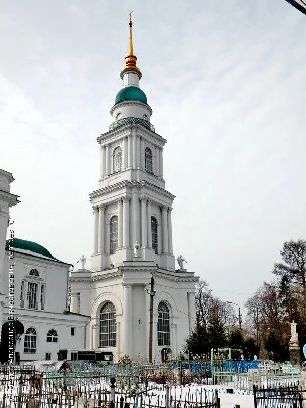 Всехсвятский собор в туле официальный сайт. Всехсвятский кафедральный собор тула внутри. Храм всех святых тула. Храм всех святых тула. Всехсвятский собор тула.