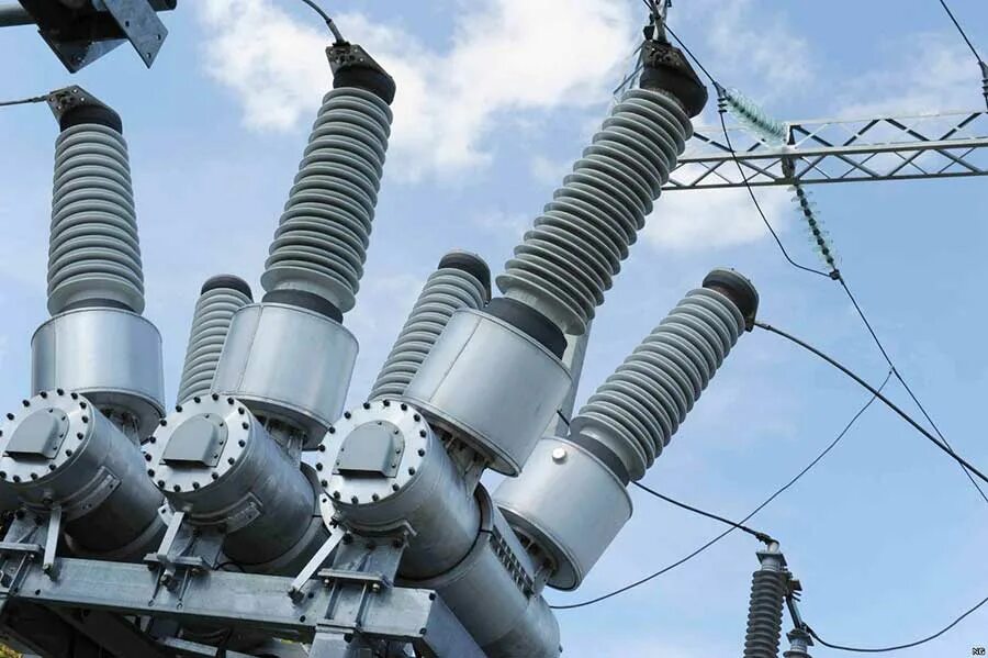 Масляные провода. Высоковольтные силовые трансформаторы для электросетей 110 - 750 кв Ерсо. Оборудование подстанций 110 кв. Подстанция высокого напряжения 110кв. Подстанция высокого напряжения 35кв.