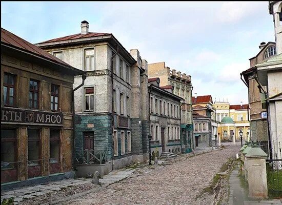 Столетняя история мосфильма. Мосфильм средневековый город. Киностудия мосфильм экскурсия. Мосфильм музей декорации. Столетняя история мосфильма.