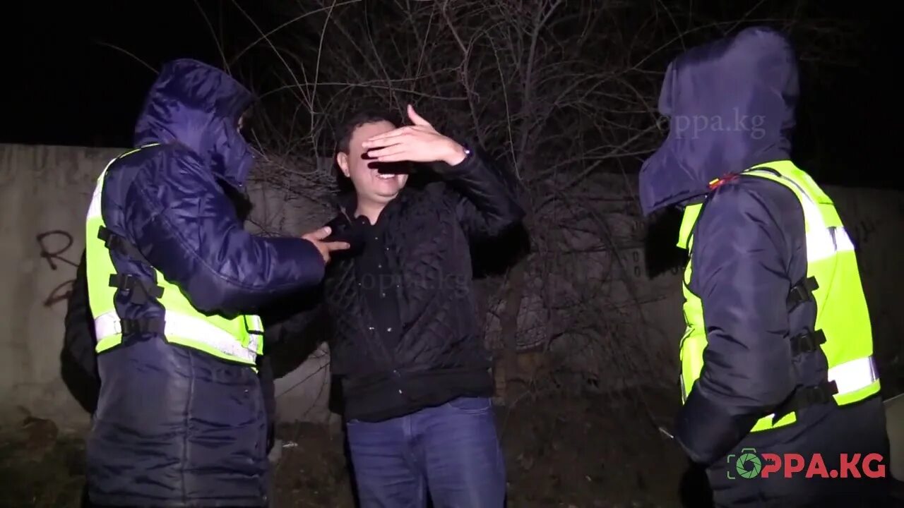 УПСМ Бишкек. Инспектор УПСМ застрелил. Водитель алкоголь Кыргызстан.