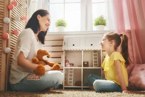 Привел в дом мамы