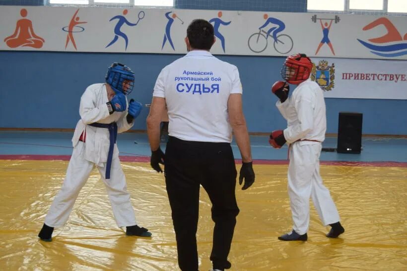 Рукопашный бой в ставрополе. Рукопашный бой ставрополь. Рукопашка соревнования кавказская. Армейский рукопашный бой. Рукопашный бой в ставрополе.