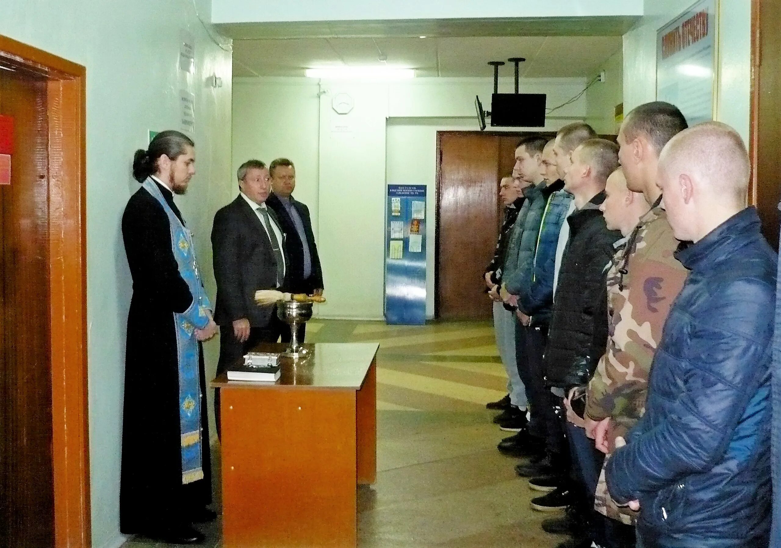 Военкомат нижний новгород автозаводский район. Военкомат ворошилова 2а тольятти. Военкомат автозаводского района нижнего новгорода. Автозаводский комиссариат. Автозаводский комиссариат.