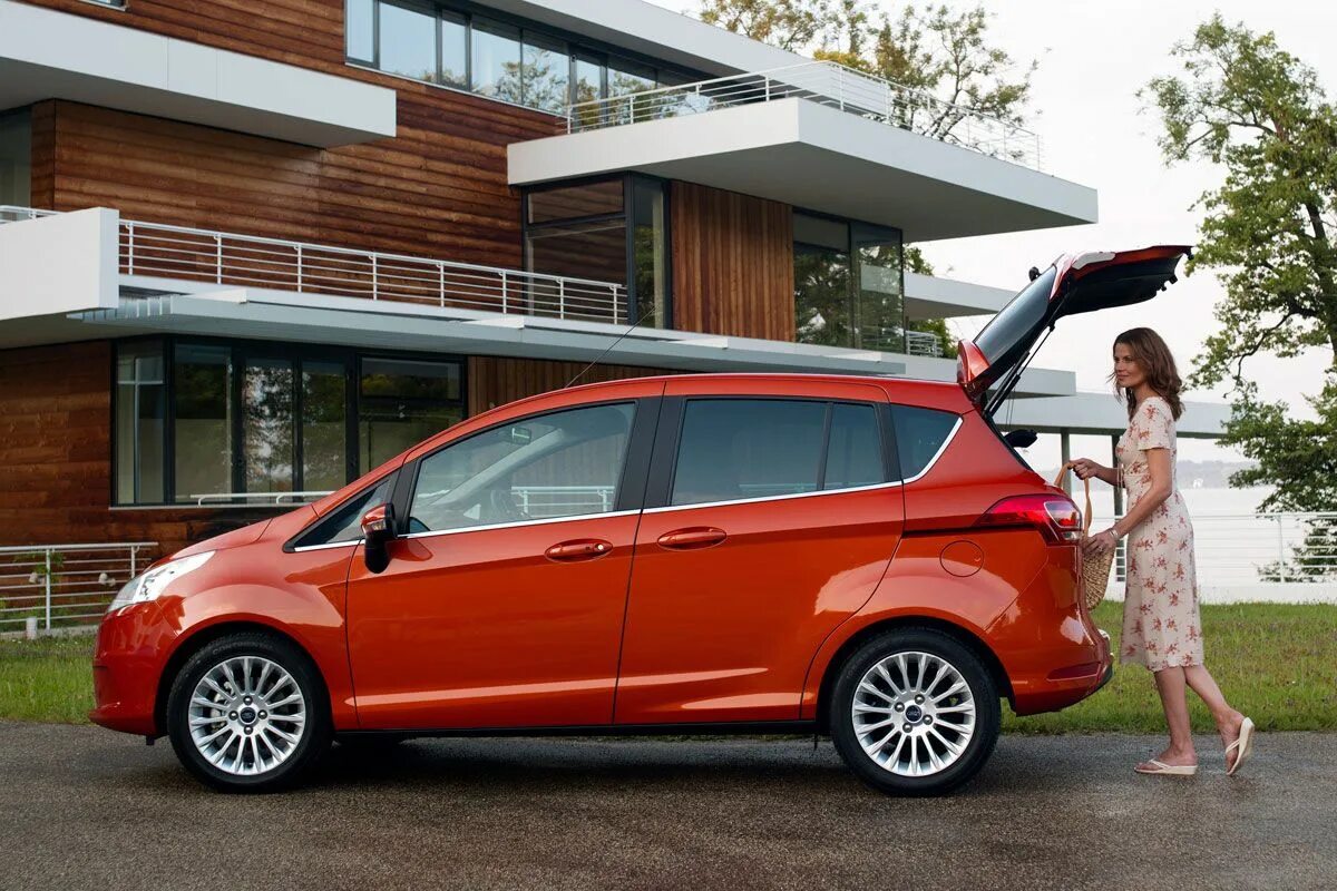 Форд б у москва. Ford b max 2012. Форд s-max 2012. Ford b max 2018. Ford b max 2016.