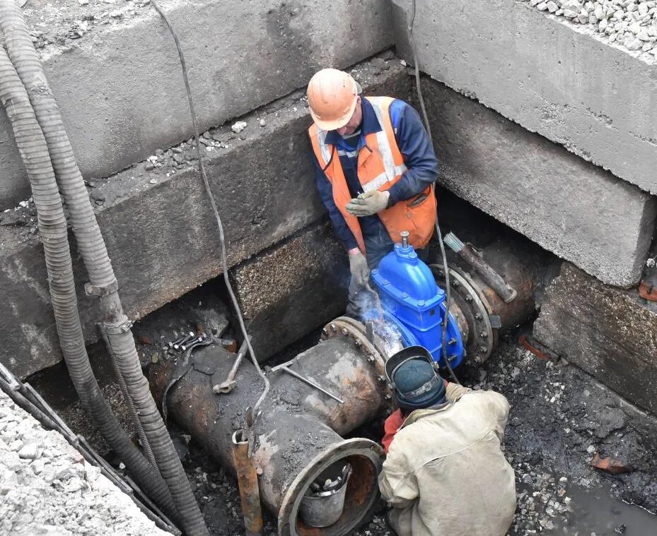 Водопроводная 18. Водопровод Ульяновск. Авария с водопроводом в Ульяновске сегодня. Засвияжский Водоканал Ульяновск. Ульяновскводоканал Засвияжский район сегодня.