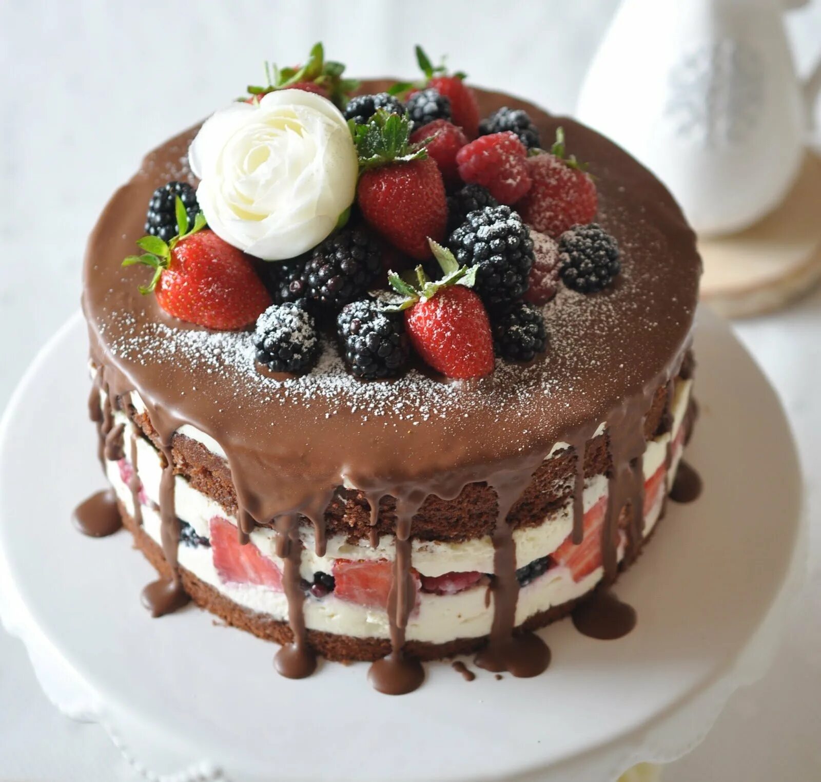 Торт. Красивые тортики. Шоколадный торт. Красивый шоколадный торт.